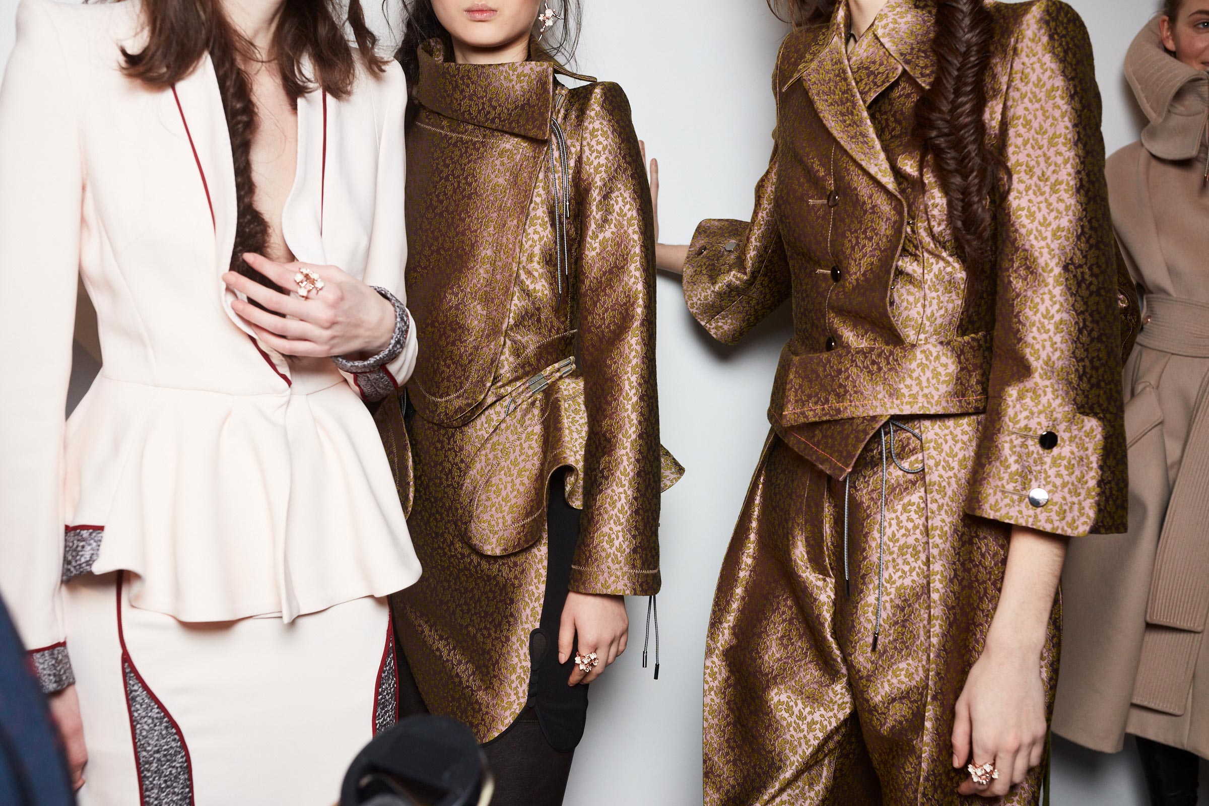LFW_AW17_ANTONIOBERARDI_c02_1185_c50